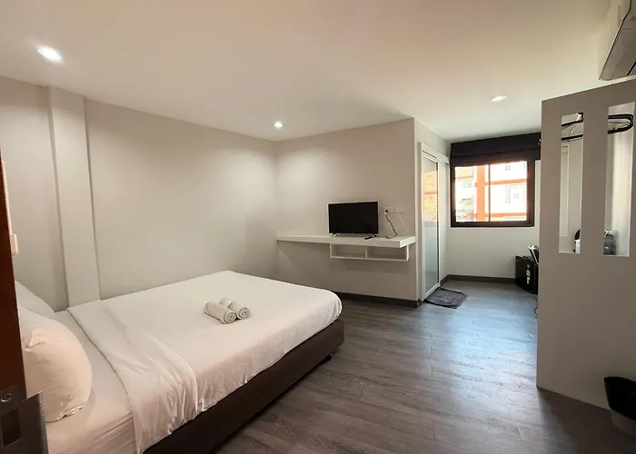 Ma Non Nont Hotel & Apartment